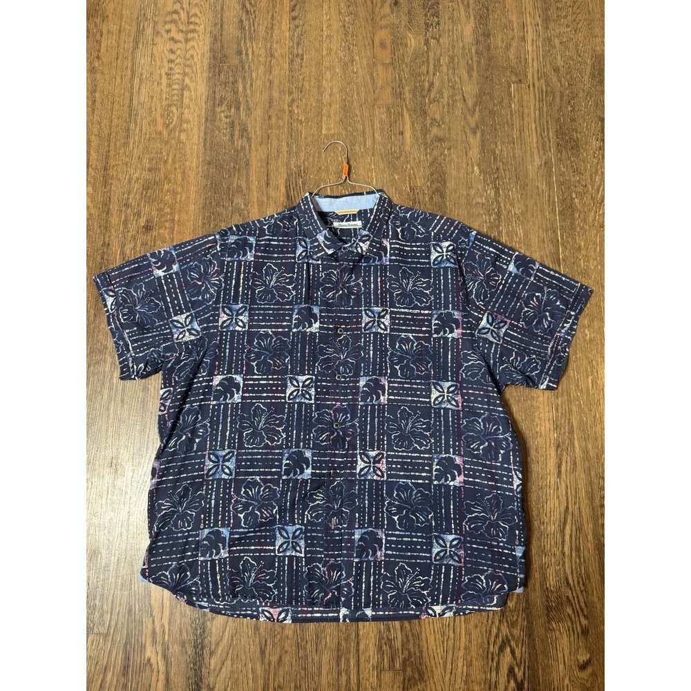 Tommy Bahama XXL Shirt Mens Short Sleeve Navy Blue Floral Batik Button Up 2XL